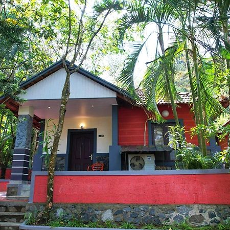 Clay Resort By Bestinn Leisure - Wayanad Padinjarathara Buitenkant foto