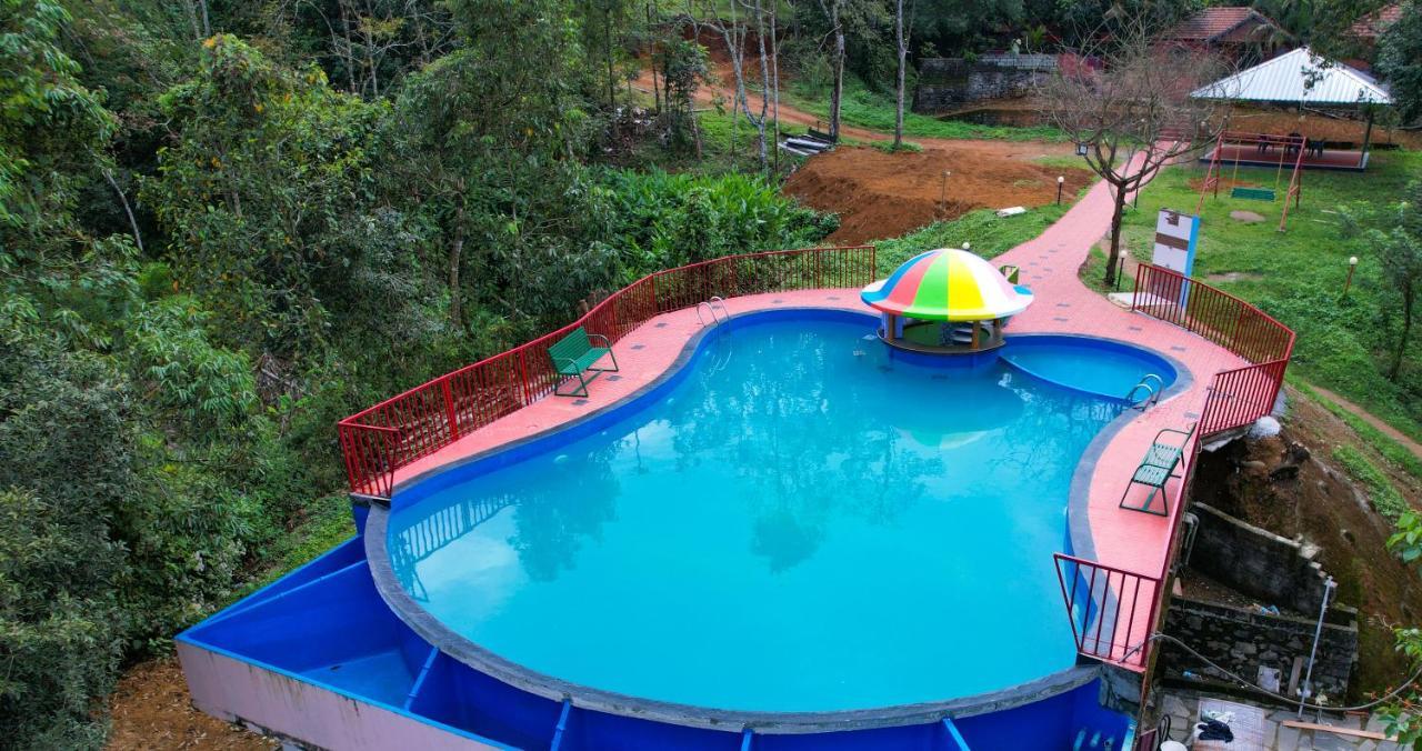 Clay Resort By Bestinn Leisure - Wayanad Padinjarathara Buitenkant foto