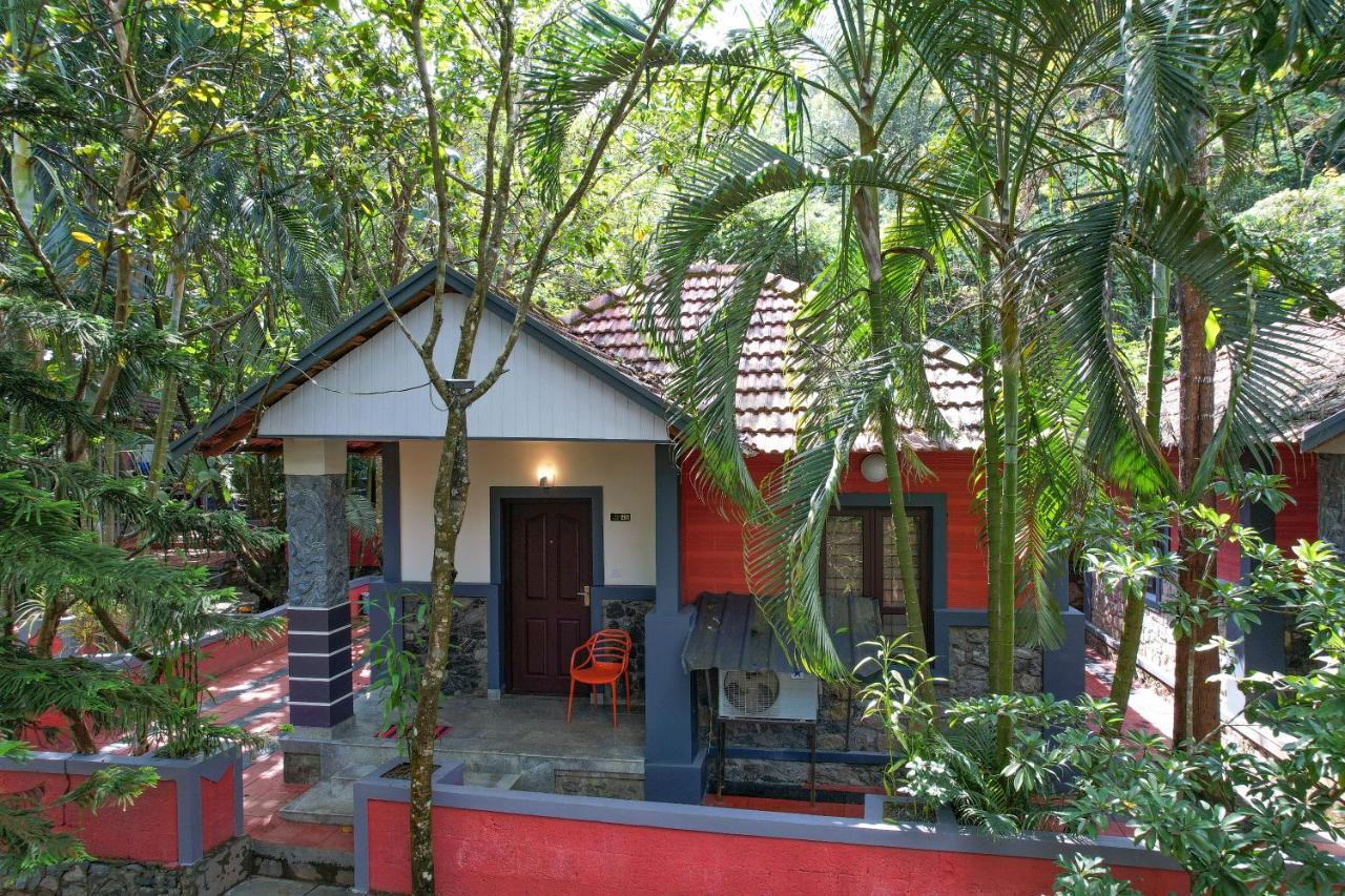 Clay Resort By Bestinn Leisure - Wayanad Padinjarathara Buitenkant foto