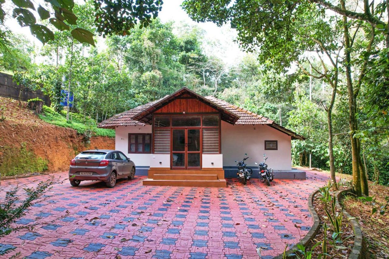 Clay Resort By Bestinn Leisure - Wayanad Padinjarathara Buitenkant foto