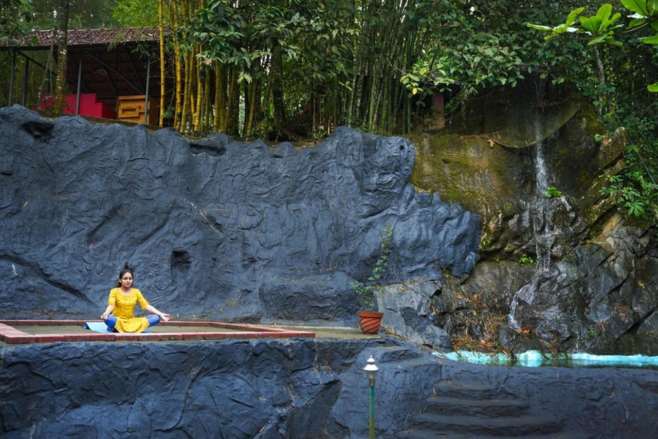 Clay Resort By Bestinn Leisure - Wayanad Padinjarathara Buitenkant foto