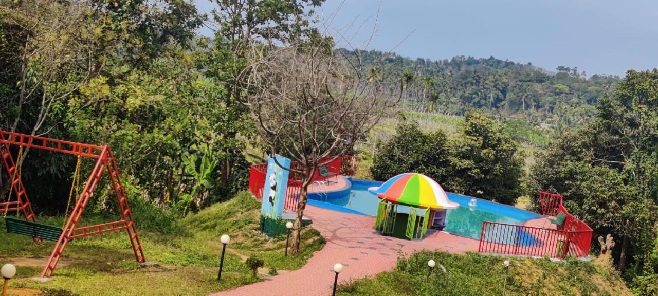 Clay Resort By Bestinn Leisure - Wayanad Padinjarathara Buitenkant foto